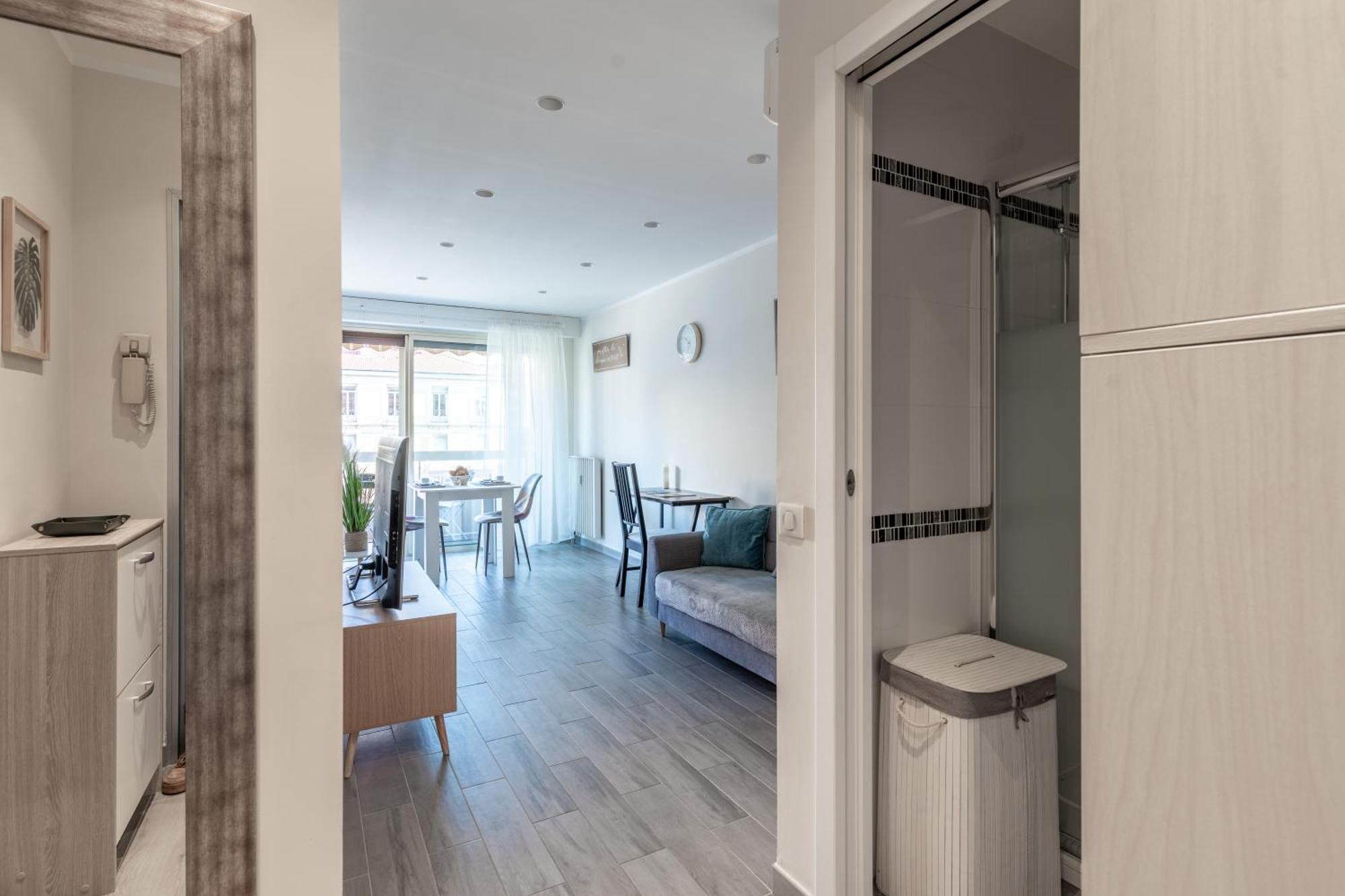 Fabuleux Appartement 2 Personnes Au Coeur De Menton, Climatise Et Proche Gares Routiere Et Sncf Екстериор снимка