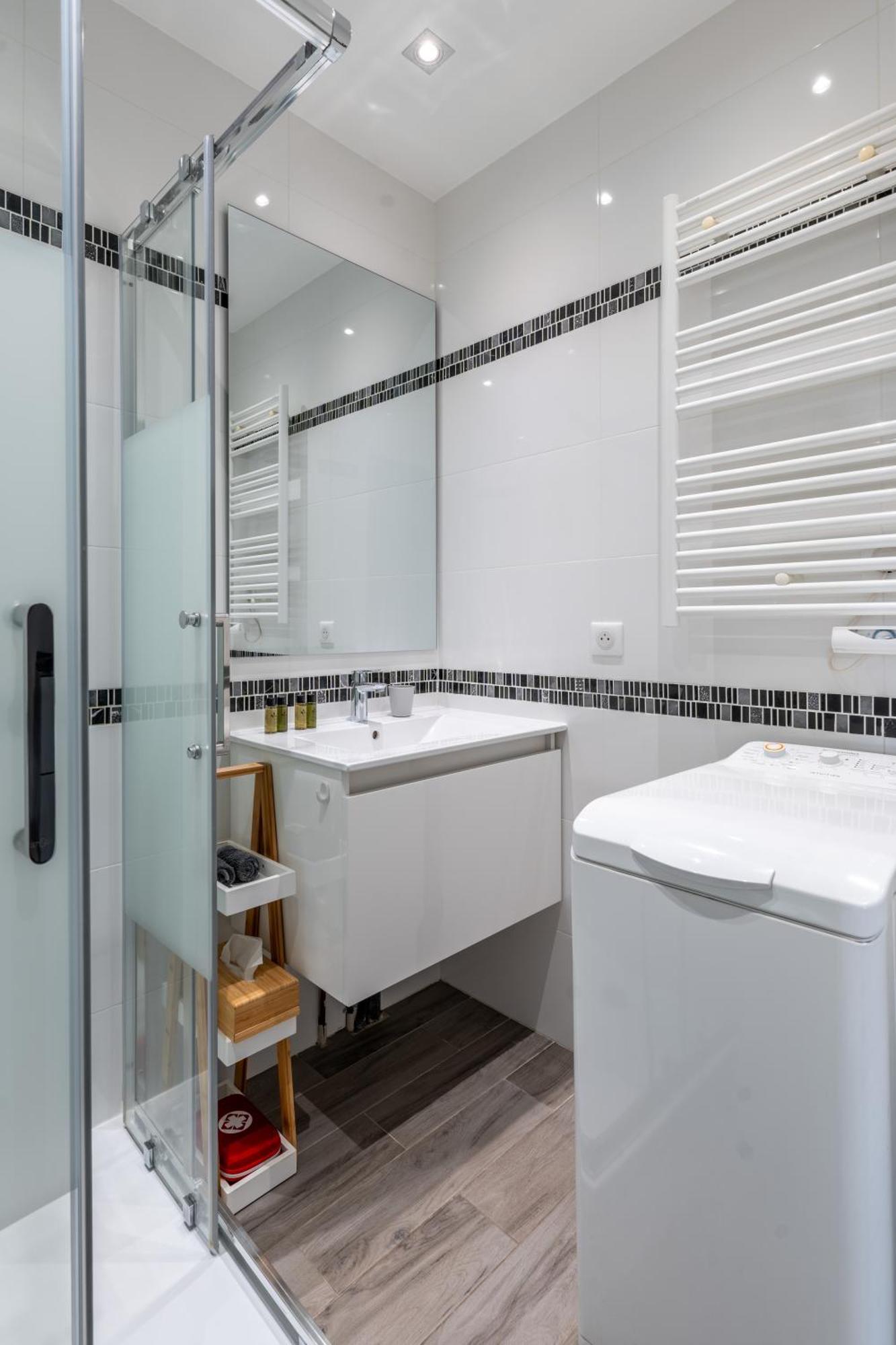 Fabuleux Appartement 2 Personnes Au Coeur De Menton, Climatise Et Proche Gares Routiere Et Sncf Екстериор снимка