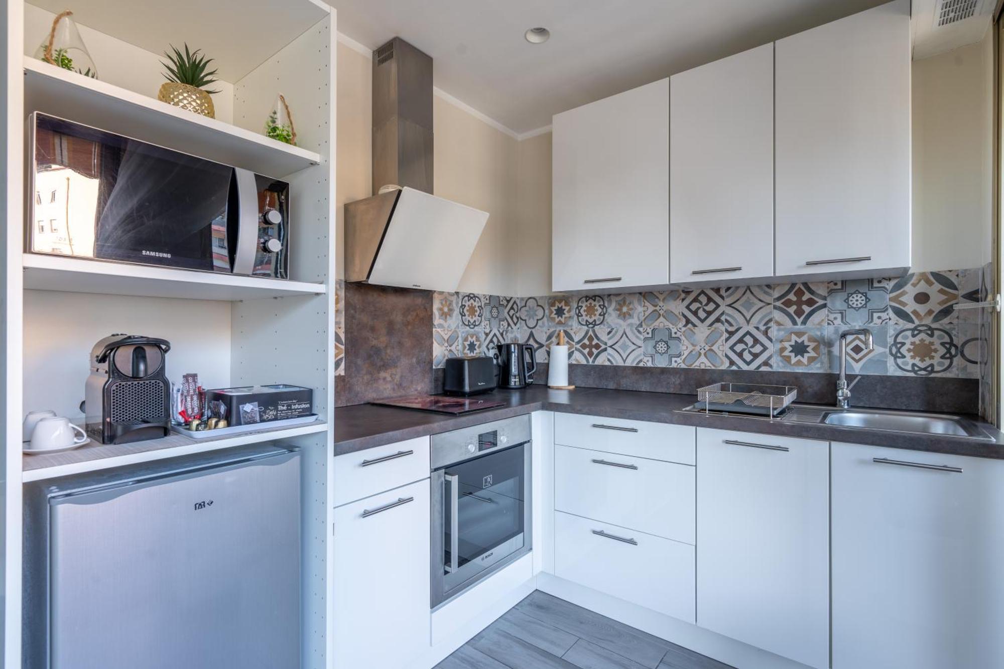 Fabuleux Appartement 2 Personnes Au Coeur De Menton, Climatise Et Proche Gares Routiere Et Sncf Екстериор снимка